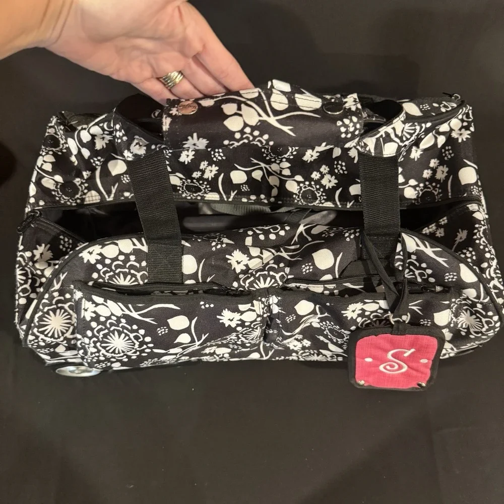 Thirty-one Rolling Duffle Weekender Carry On Suitcase Black Large Travel Floral
